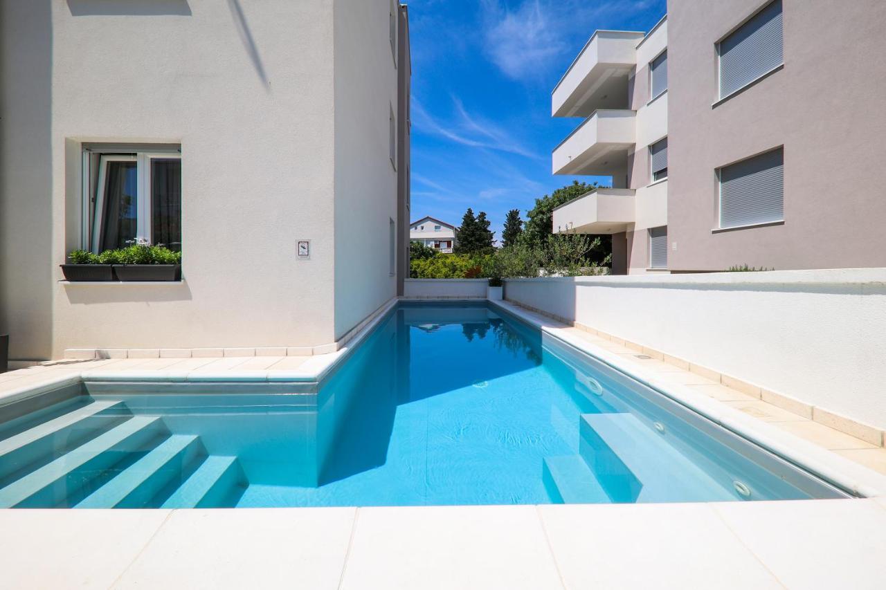Joy 2 Apartment Novalja Ngoại thất bức ảnh